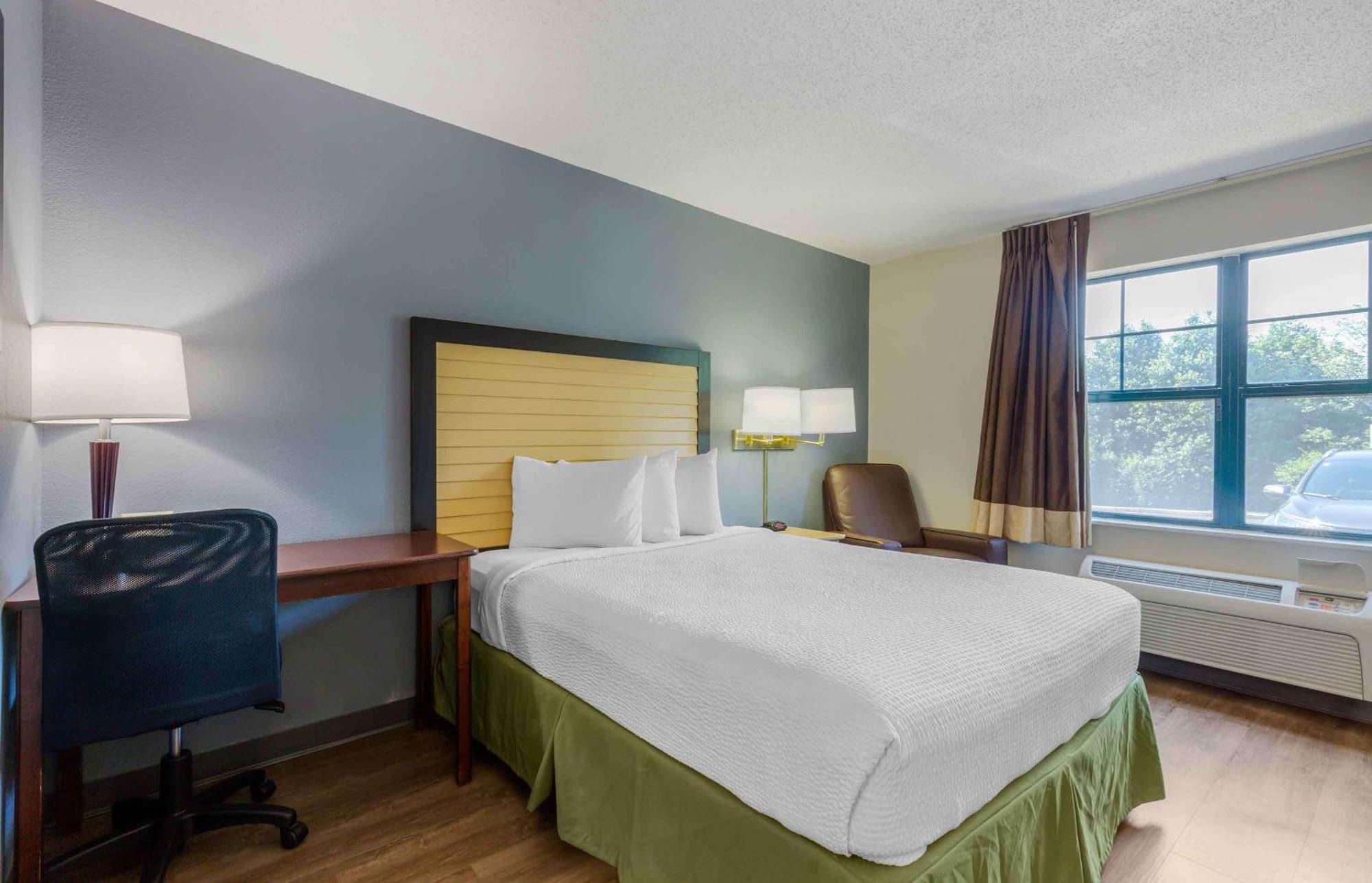 Extended Stay America Suites - Washington Dc Germantown Milestone Экстерьер фото