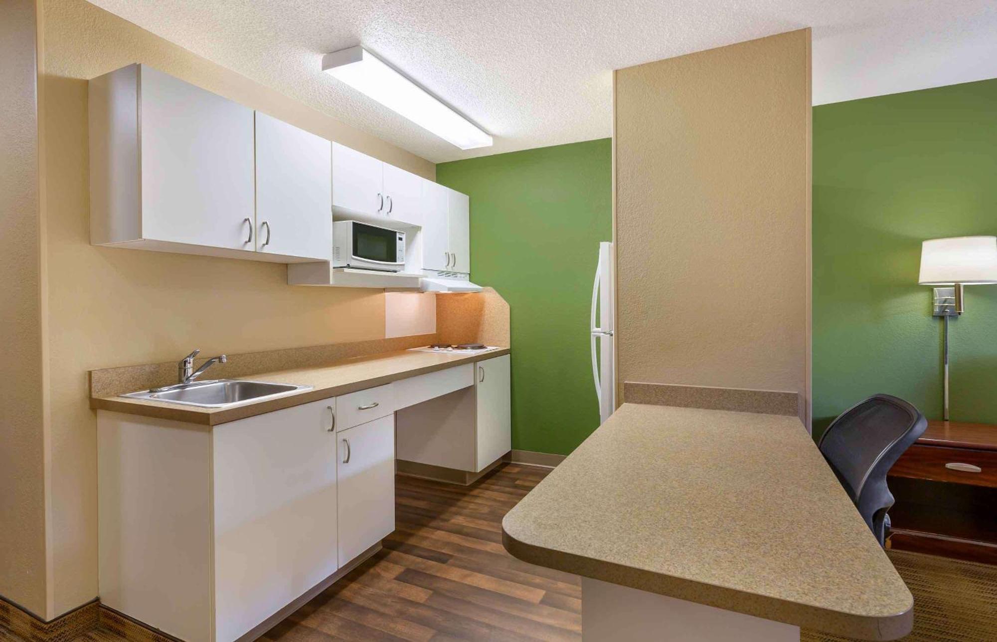 Extended Stay America Suites - Washington Dc Germantown Milestone Экстерьер фото