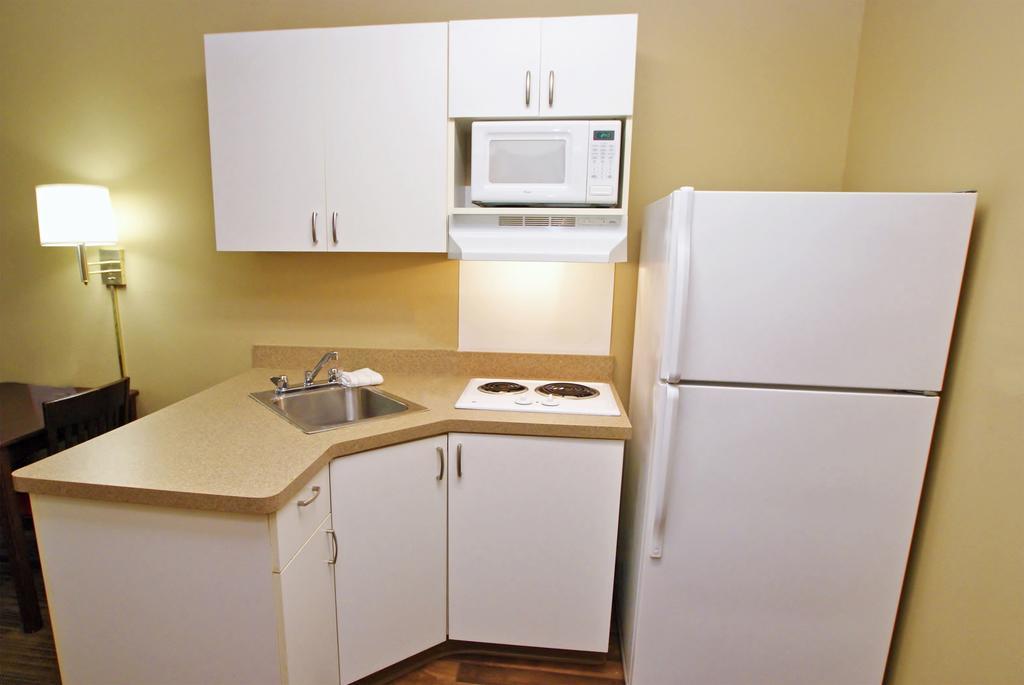 Extended Stay America Suites - Washington Dc Germantown Milestone Экстерьер фото