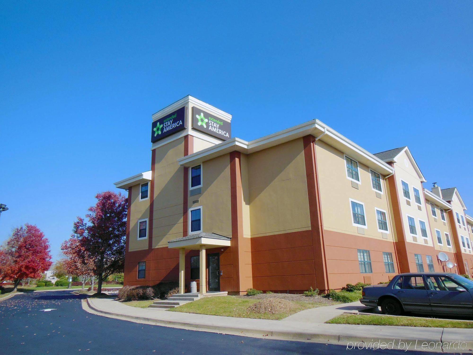 Extended Stay America Suites - Washington Dc Germantown Milestone Экстерьер фото